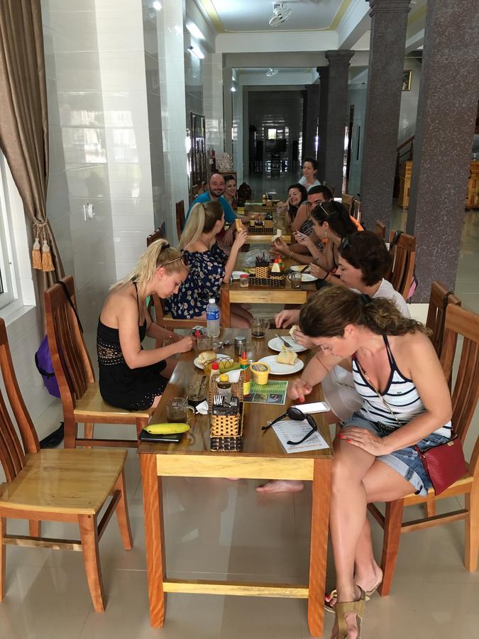 Gold Plus Hotel Phong Nha Exterior photo